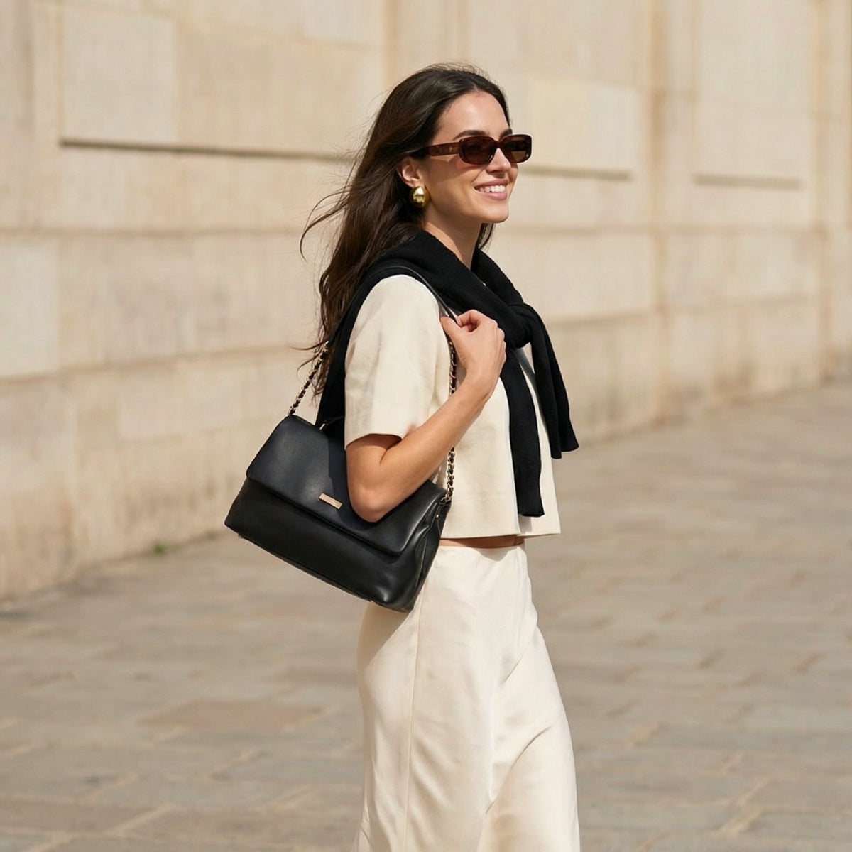 LEONIE - BLACK